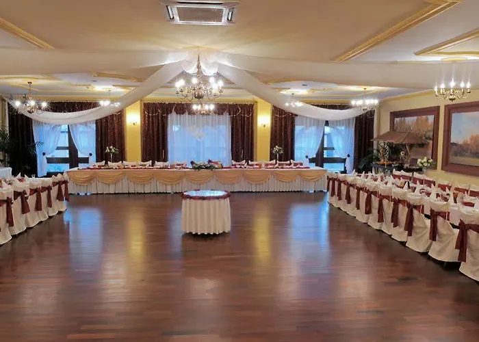 Dworek Staropolski *