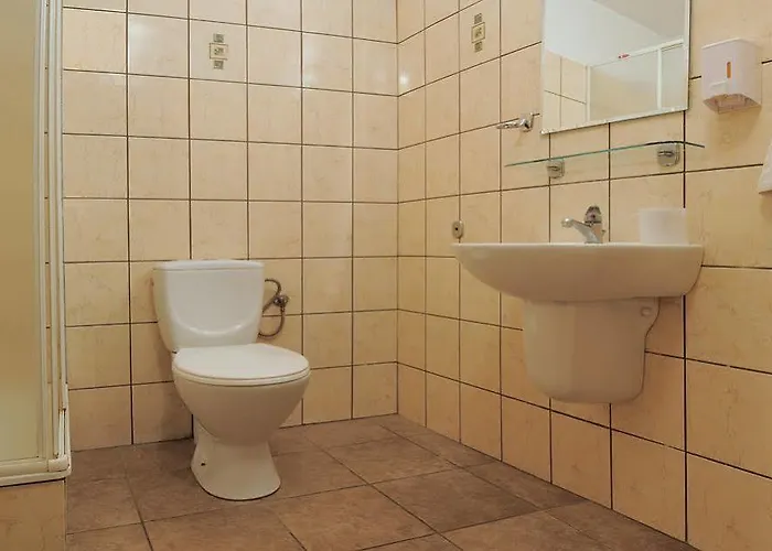 Dworek Staropolski Hotel Poznań